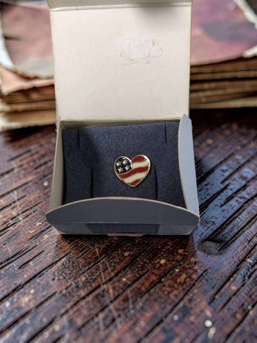 Vintage Avon 2001 Heart Shaped American Flag Pin.